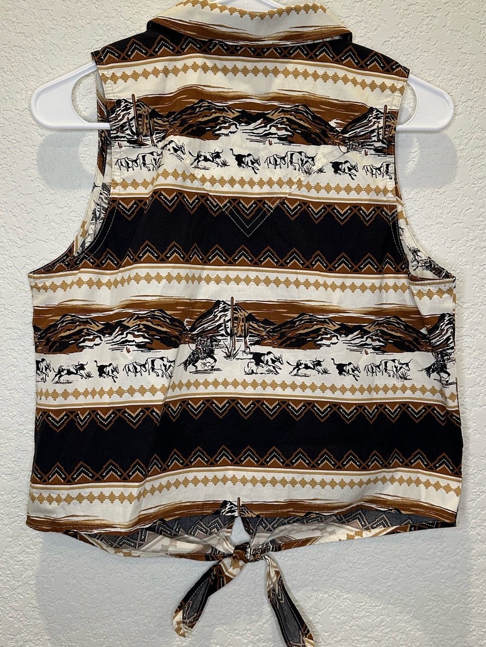 Wranglers Retro Women’s Western Sleeveless Shirt - Picture 4 of 6
